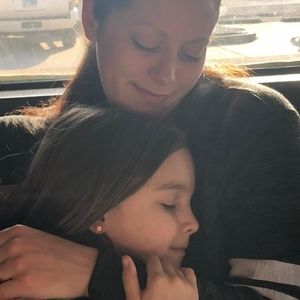 Meet your Posher, Caitlin